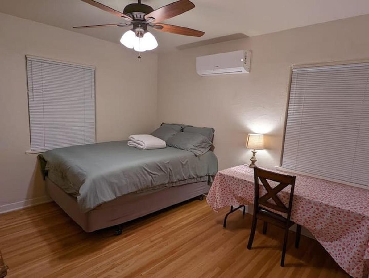 Amazing 2Br Home - Steps To Unm North Campus Albuquerque Exterior foto